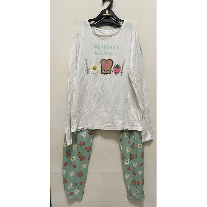 H&amp;M 女童早餐吐司草莓湯匙荷包蛋造型長袖睡衣 大童睡衣 12-14y