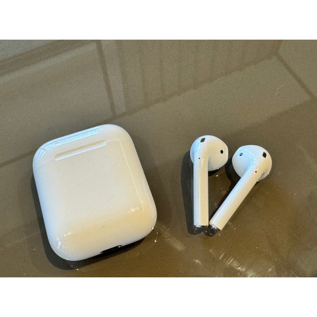 Apple AirPods (第 2 代)有線充電版 藍芽耳機