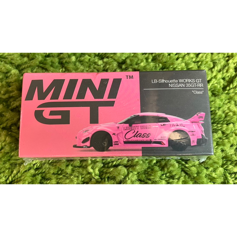 Mini GT 1/64 NISSAN LB WORKS GT 35GT-RR GTR R35 粉紅  #281