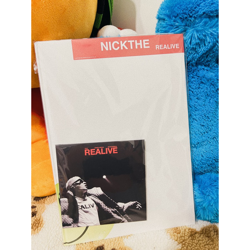 周湯豪 NICKTHEREAL REALIVE EP 專輯 演唱會 寫真