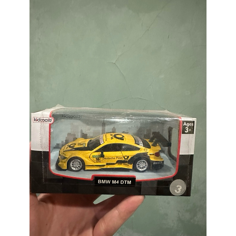 1:43彩繪合金車模型 BMW M4 DTM