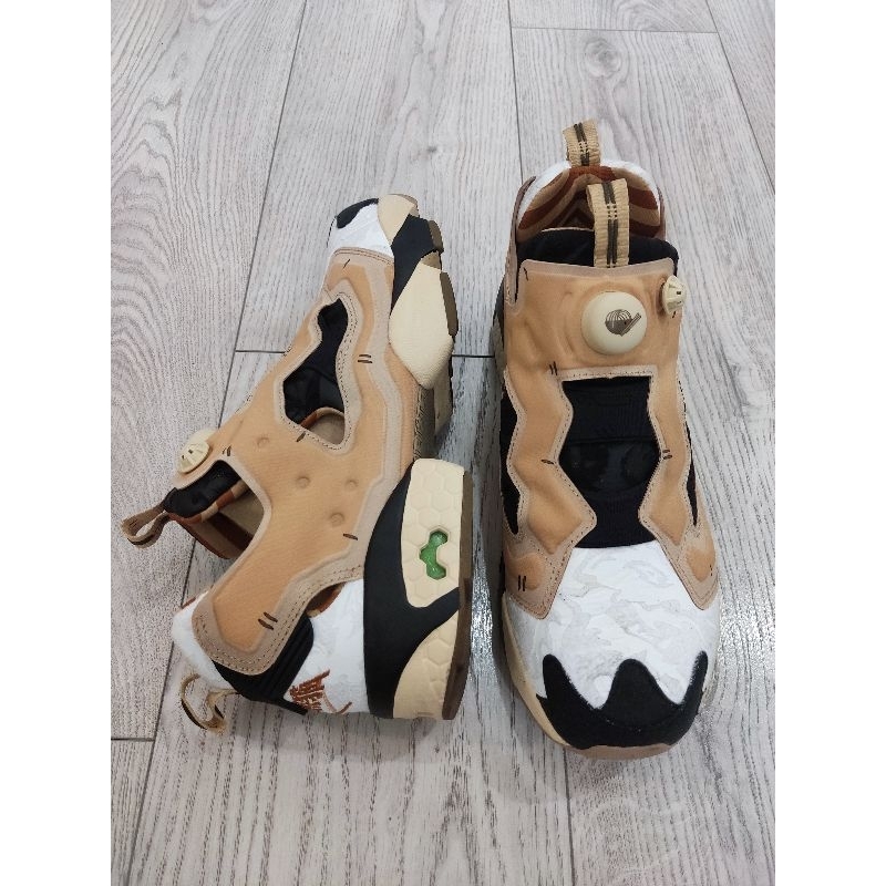 Reebok instapump fury og ×功夫熊貓（二手!有一些小瑕疵已反應在價格上了）