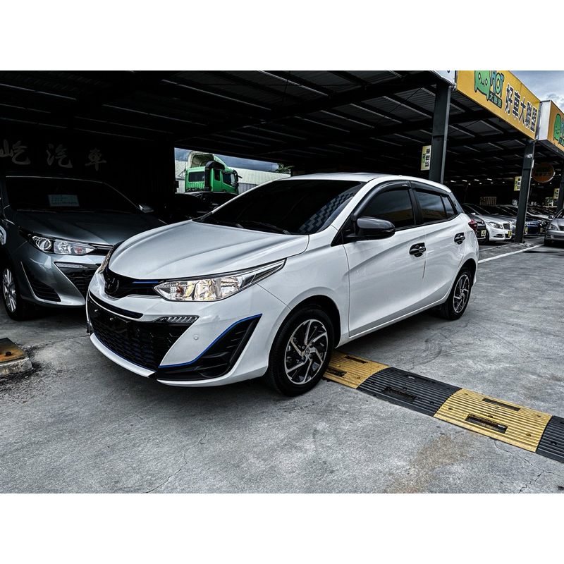 優質嚴選中古車二手車商行 TOYOTA 豐田 YARIS