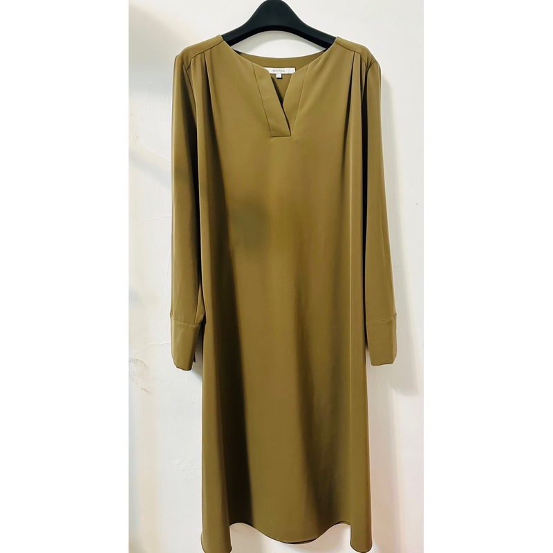 日本品牌Untitled 寬鬆洋裝 橄欖棕色