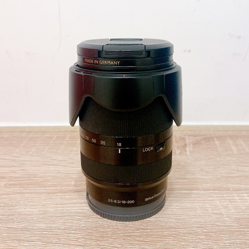 ( SONY原廠變焦鏡頭 ) SONY 18–200 mm F3.5–6.3  望遠變焦鏡頭 APS-C E接環 二手