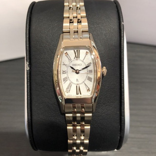 SEIKO 精工 LUKIA Cinderella 金色魔法酒桶型太陽能錶 V117-0EE0U(SUP442J1)