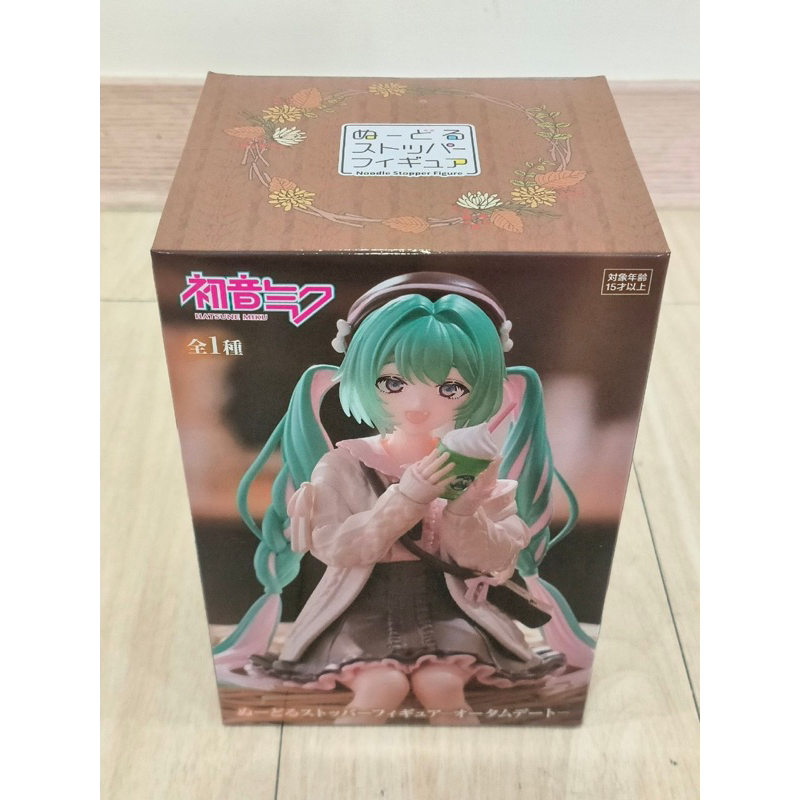 《日本空運》日版 全新 23/ 10 景品 FURYU 初音未來 泡麵蓋公仔 秋季約會服