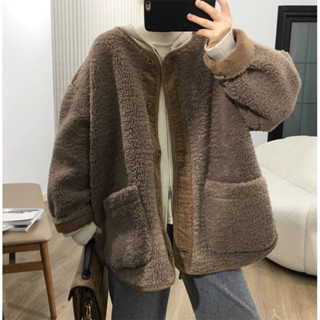 花灰灰🌟保暖塔塔 l 杏X咖X黑三色 超保暖設計感燈芯絨加厚大口袋羊羔絨外套 冬季新款寬鬆麂皮內裡毛毛外套 燈芯絨大衣