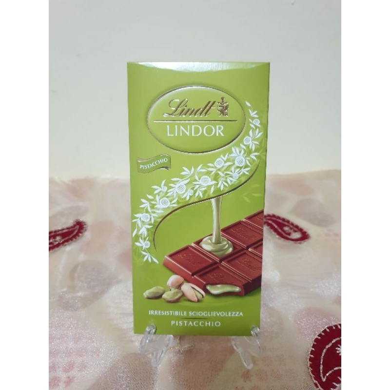 🇮🇹amo義大利代購🇮🇹預購+現貨 LINDT 瑞士蓮 軟心牛奶巧克力磚 開心果口味 100g