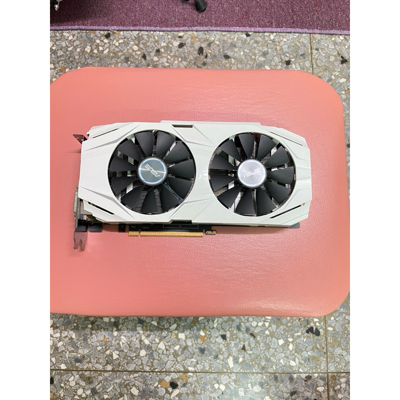 華碩 GTX1070 8G雪原豹