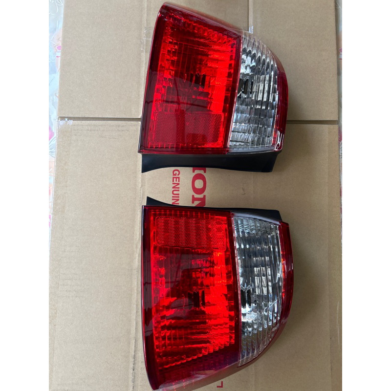 Honda CIVIC K8 JC 後燈 左+右不拆賣(紅白)(2000年四門適用)正廠件無包裝