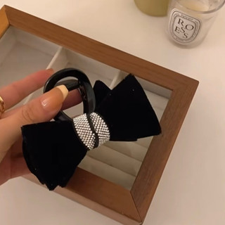✨美妳的飾✨璀璨精緻蝴蝶結髮夾 高階感黑色絲絨蝴蝶結水鑽優雅鯊魚抓夾