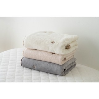 [預購+現貨] 韓國毛毯 刺繡熊熊款毛毯 冷氣毯 保暖毯 汽車毯 兒童毛毯 沙發毯 輕薄保暖 不佔空間