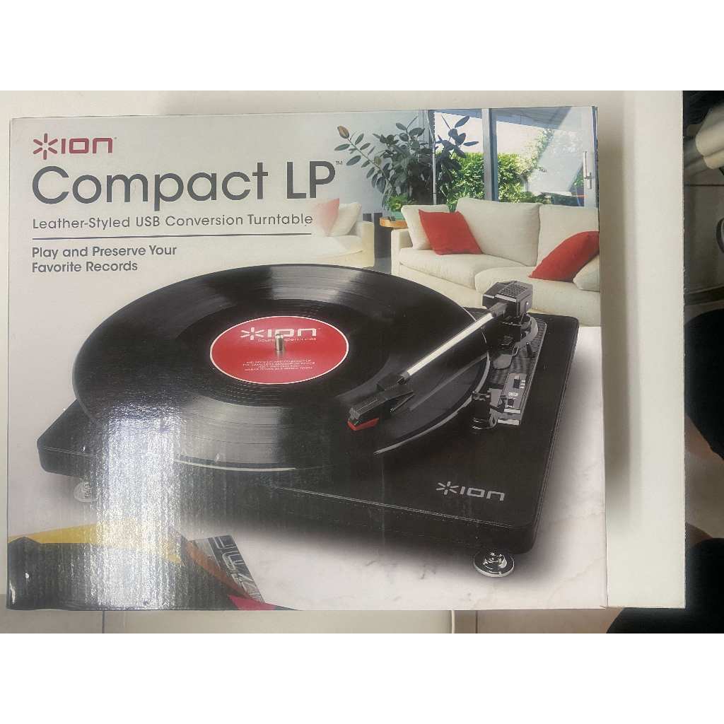 ION Audio Compact LP 摩登皮革黑膠唱機 - 經典黑