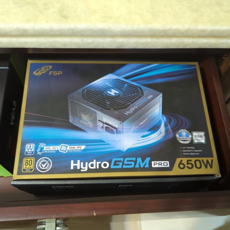 全漢FSP HYDRO GSM Pro 650w 半模組