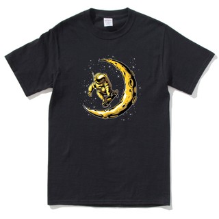 Skate Astronaut 中性短袖T恤 黑色 滑板太空人旅行飛行星球宇宙行星地球設計班服團體服禮物百搭服飾寬鬆潮