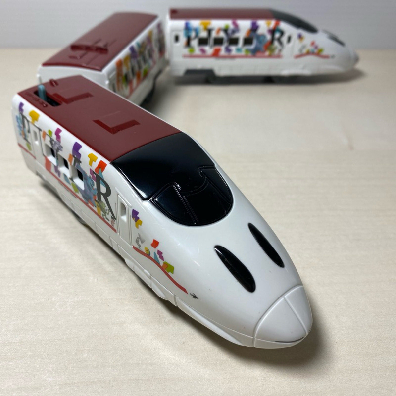 Tomy Plarail 鐵道王國SC-02 800系JR 九州 皮克斯新幹線 Pixar Disney授權