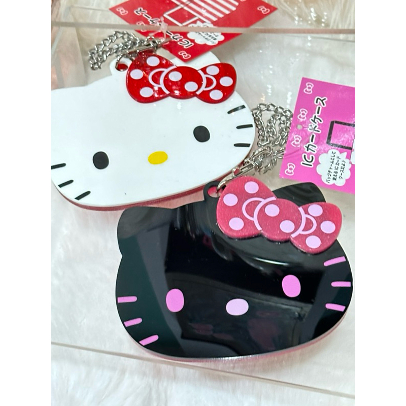 日本進口Hello Kitty壓克力板做成的IC卡套也可以當包包的吊飾黑白兩款