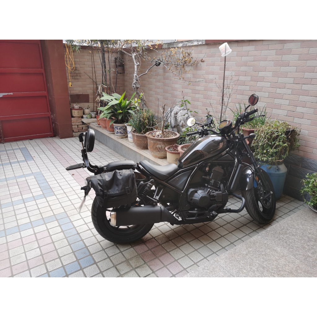 Rebel 1100T後扶手 適用於 Honda 叛軍1100改裝後靠背 rebel500S 腳踏機 Rebel 110