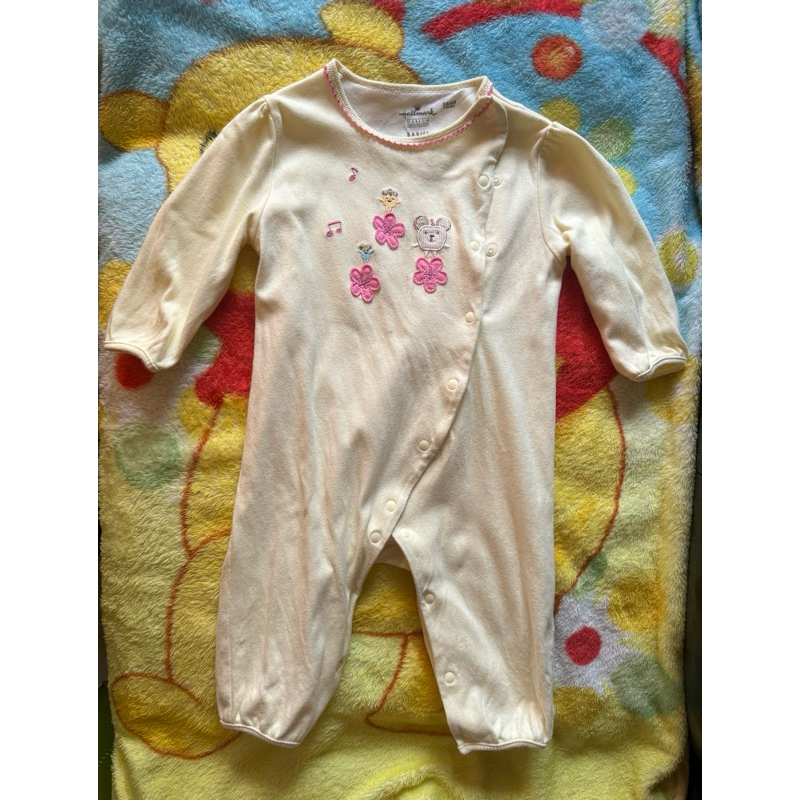 小孩寶寶Hallmark二手連身包屁衣（3-6個月）