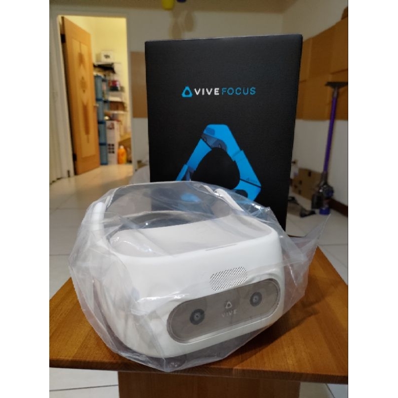 HTC VIVE Focus-家用版VR裝置（已過保，未曾使用過，不議價）