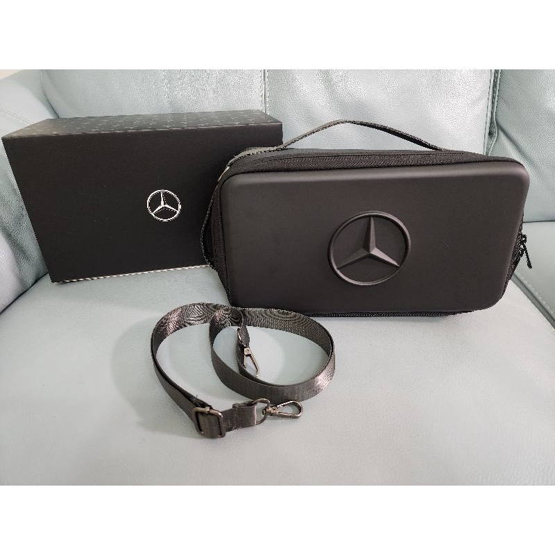 Mercedes-Benz 賓士原廠精品 賓士星芒設計硬殼立體多功能拉鍊包， 收納包 置物盒 收納盒，全新現貨