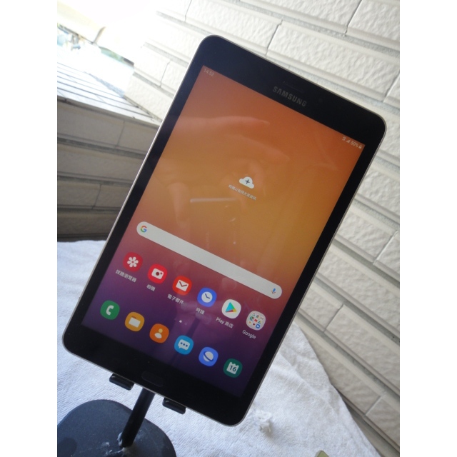 SAMSUNG Galaxy Tab A 8.0 (2017) 4G LTE 使用功能正常..2000