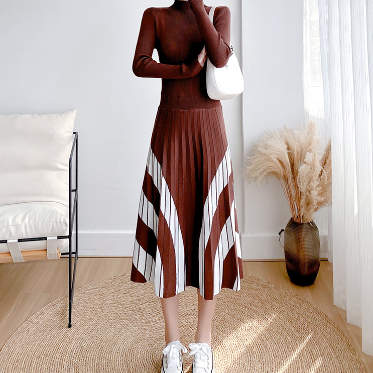 雅麗安娜 連身裙 收腰洋裝 洋裝 M-XL韓版半高領高腰中長款連身裙條紋針織內搭百褶裙MD013-3034.