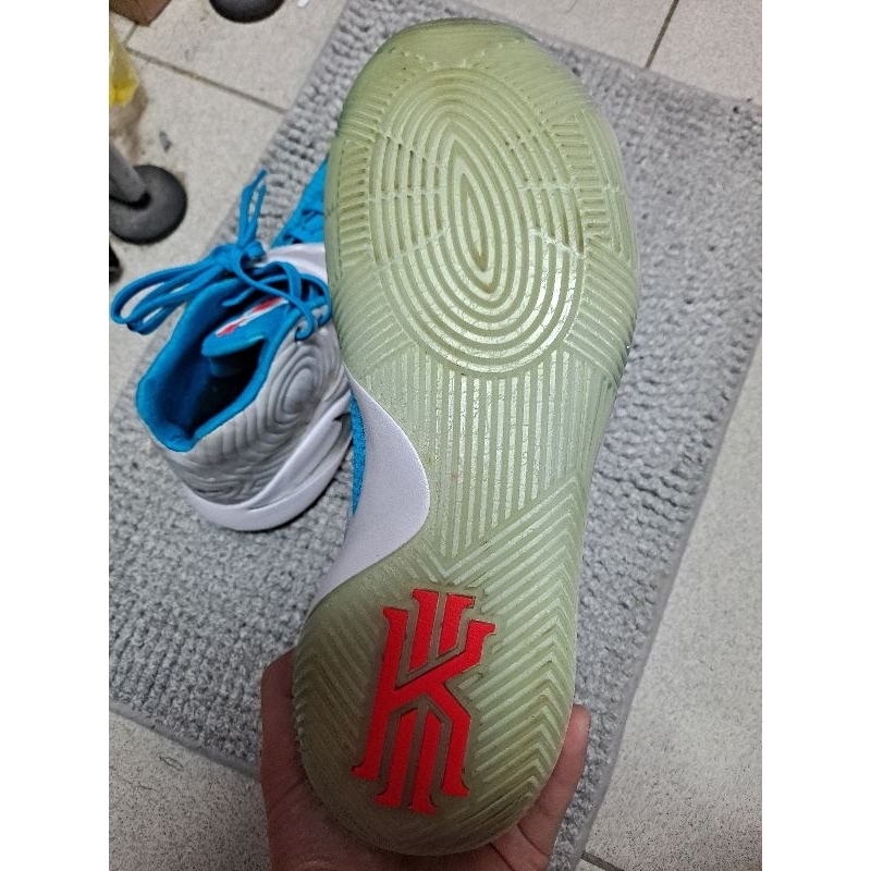 Kyrie 2 聖誕節 us11.5