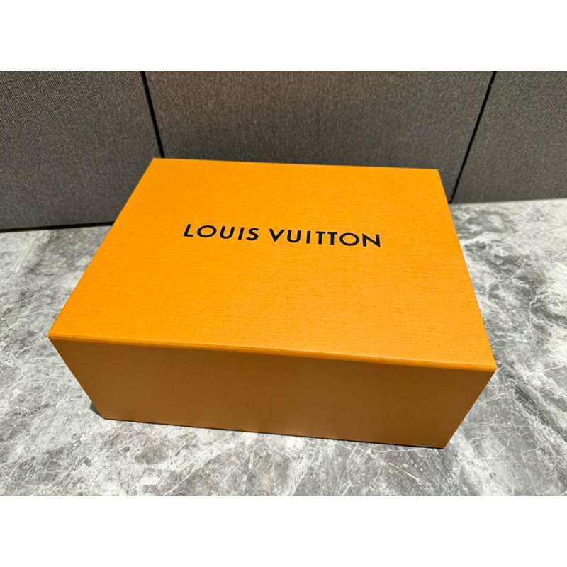 LV 精品 正品 大紙盒 LOUIS VUITTON 全新 36公分 拉抽式