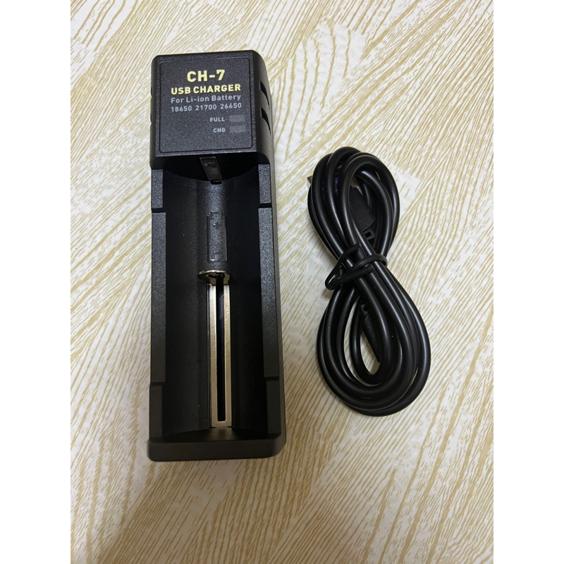 全新 18650 21700 26650 32650 充電器 電池充電器