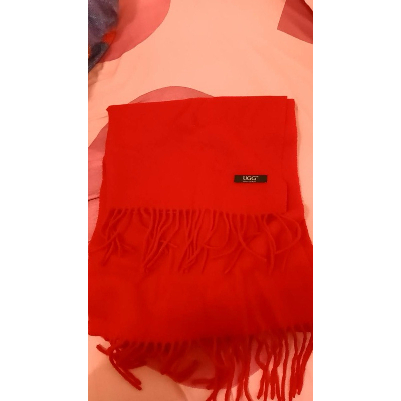UGG 秋冬紅色圍巾