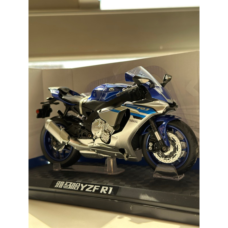 模型新款YAMAHA YZF-R1 二手