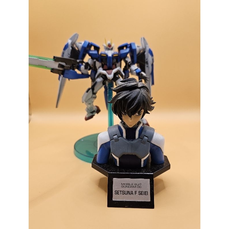 HG 1/144 00 raiser 塗裝完成品 附 煞那胸像