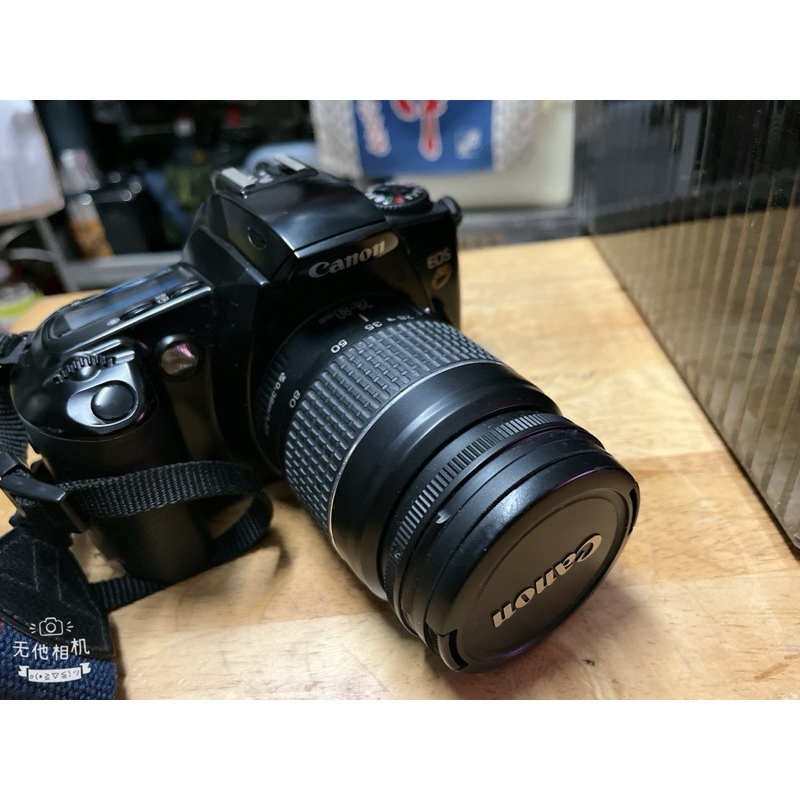 （電池蓋卡楯斷裂無電池可測！當零件品賣）二手canon Eos88功能不明當零件品賣！電池蓋壞了不能關合