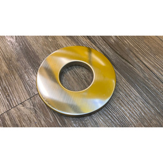 ［全新品］強排熱水器排氣管孔 不鏽鋼遮片/遮罩，適用6公分直徑排氣管，外徑15公分。