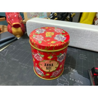 最後三樣 鐵盒專區均一價249！ Anna sui 安娜蘇 復刻玫瑰紅鐵盒 經典黑玫瑰鐵盒 人魚星彩鐵盒