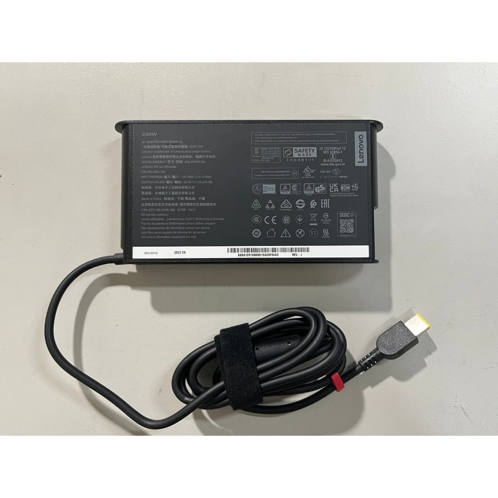 含稅 Lenovo 聯想 230w 方頭帶針 新款 原廠變壓器 庫存良品 AC 筆電電壓器 充電線 充電器