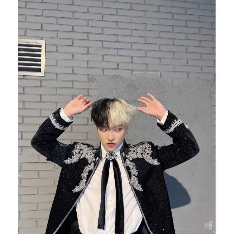 ateez 小卡弘中的價格推薦 - 2025年1月 | 比價比個夠BigGo