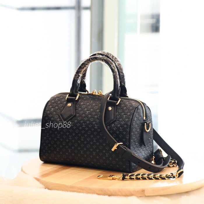 【茱麗葉精品】LV M22595 SPEEDY BANDOULIERE 20 壓花小牛皮兩用波士頓包.黑 現貨在台