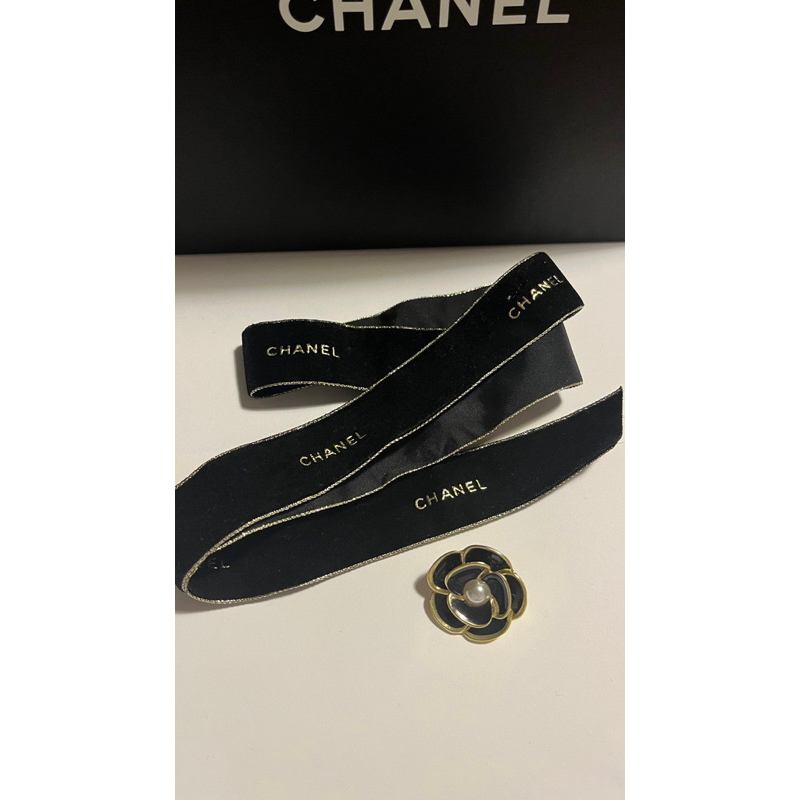 Chanel 香奈兒 2023年聖誕節山茶花釦及緞帶