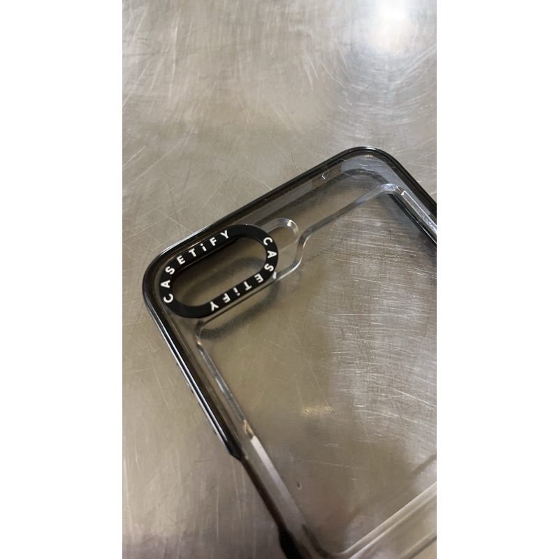 超划算「二手」CASETiFY手機殼（黑色）三星粉餅機Galaxy Z Flip5保護殼