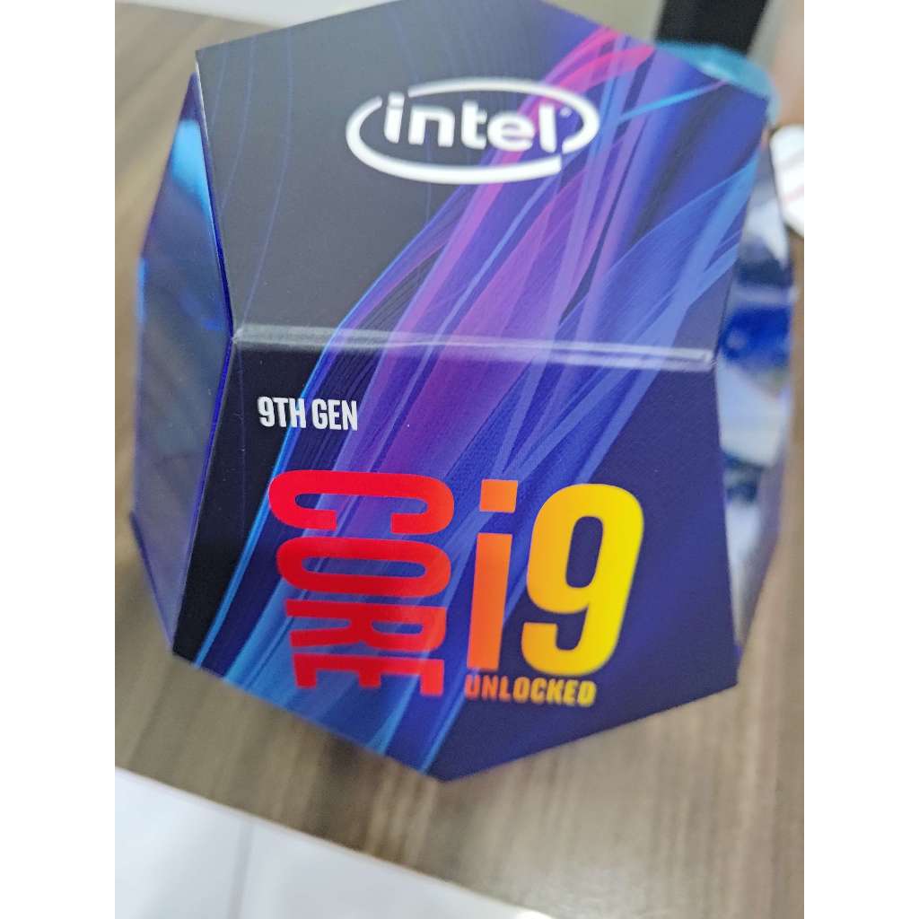 Intel CPU i9-9900K 二手完整盒裝