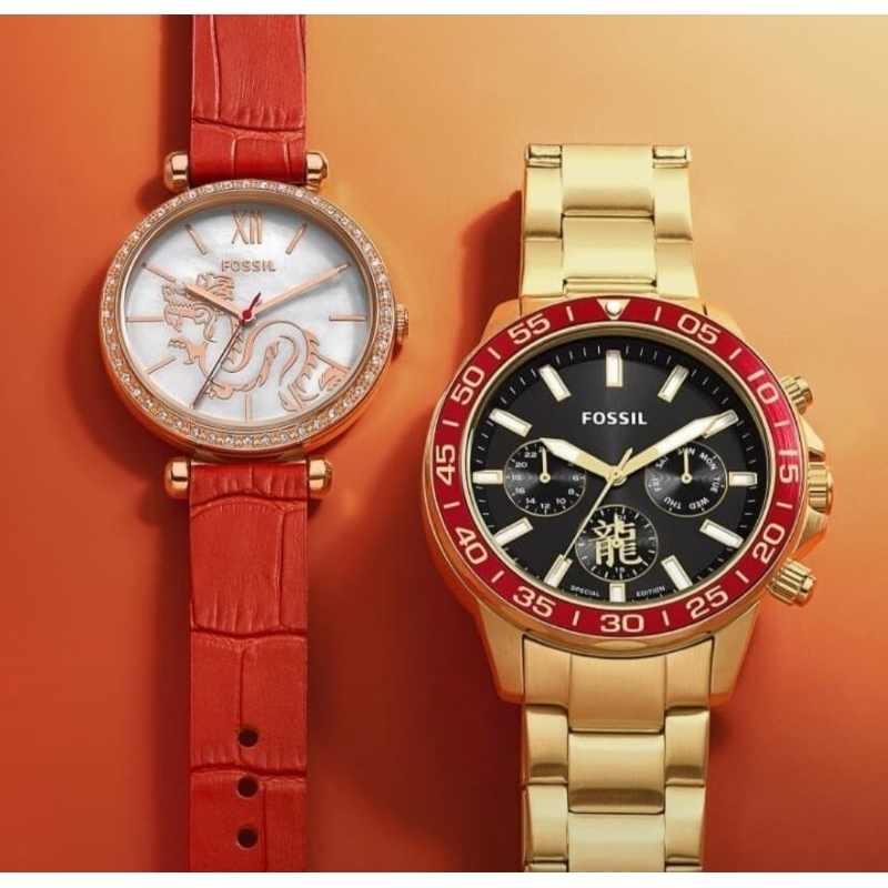 剛抵台😍2024龍年🤩最新款🤩限時特價😱 FOSSIL 紅色真皮 錶帶 手錶 貝母錶盤 錶盤有一隻金色龍的圖案🤩在台