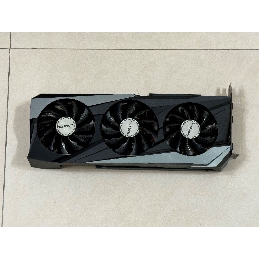 技嘉(GIGABITE)_NVIDIA_RTX3070Ti GAMING OC 8G(三風扇)顯示卡(二手良品)