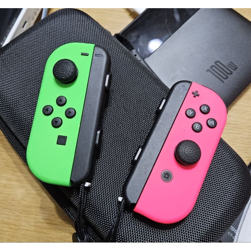 Switch 原廠 joy con 手把 綠紅左右一組附手把充電支架