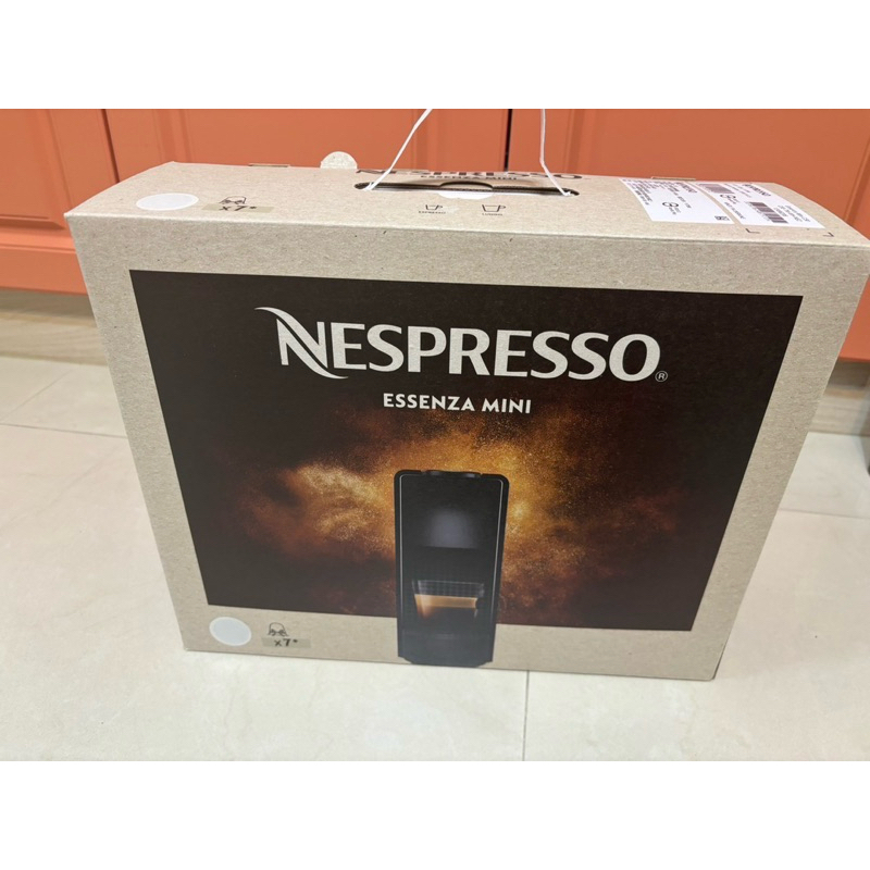 全新NESPRESSO ESSENZA MINI膠囊咖啡機