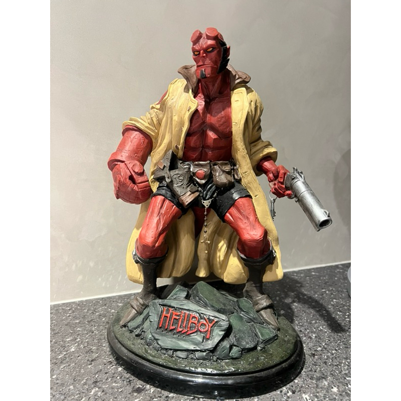 地獄怪客雕像～Electric Tiki Sideshow Hellboy Statue 97/1000