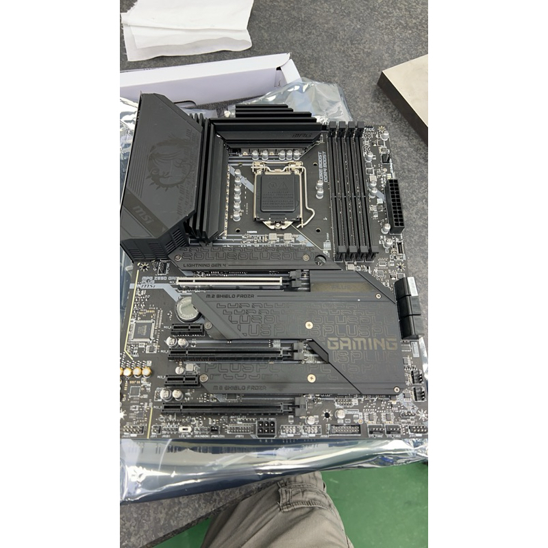 msi Z590 gaming plus ddr4 無盒維修品