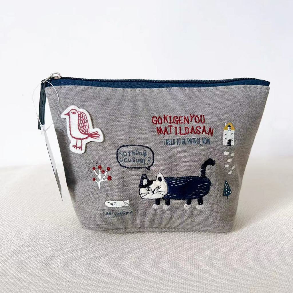 Miioi日本刺繡爬貓健康布零錢包小物收納包手機包手拿包